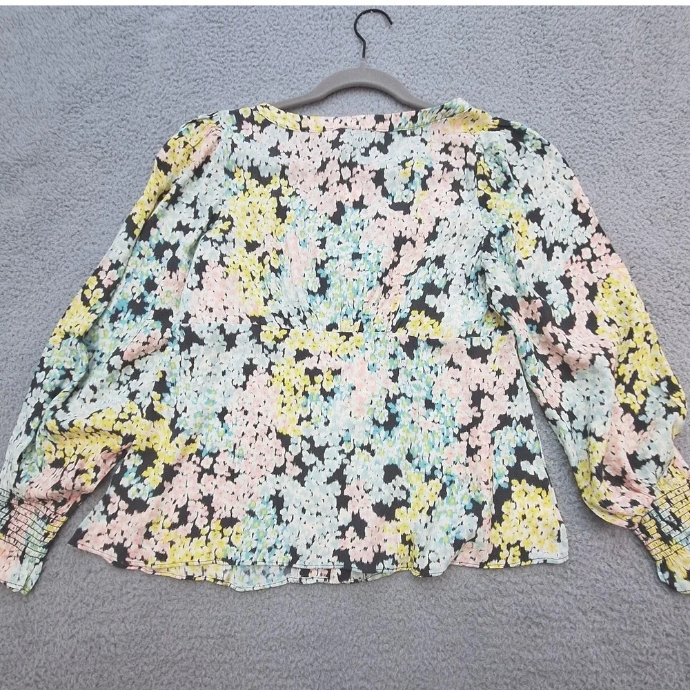 Loft Blouse Womens‎ Medium Black Floral Empire Waist Smocked Boho Cottagecore